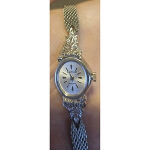 Waltham Swiss 17 Jewels Ladies Delicate Stainless Steel Watch- not functioning